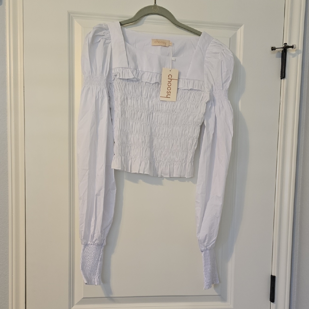 Choosy White Long-Sleeve Smocked Blouse. Size XS NWT